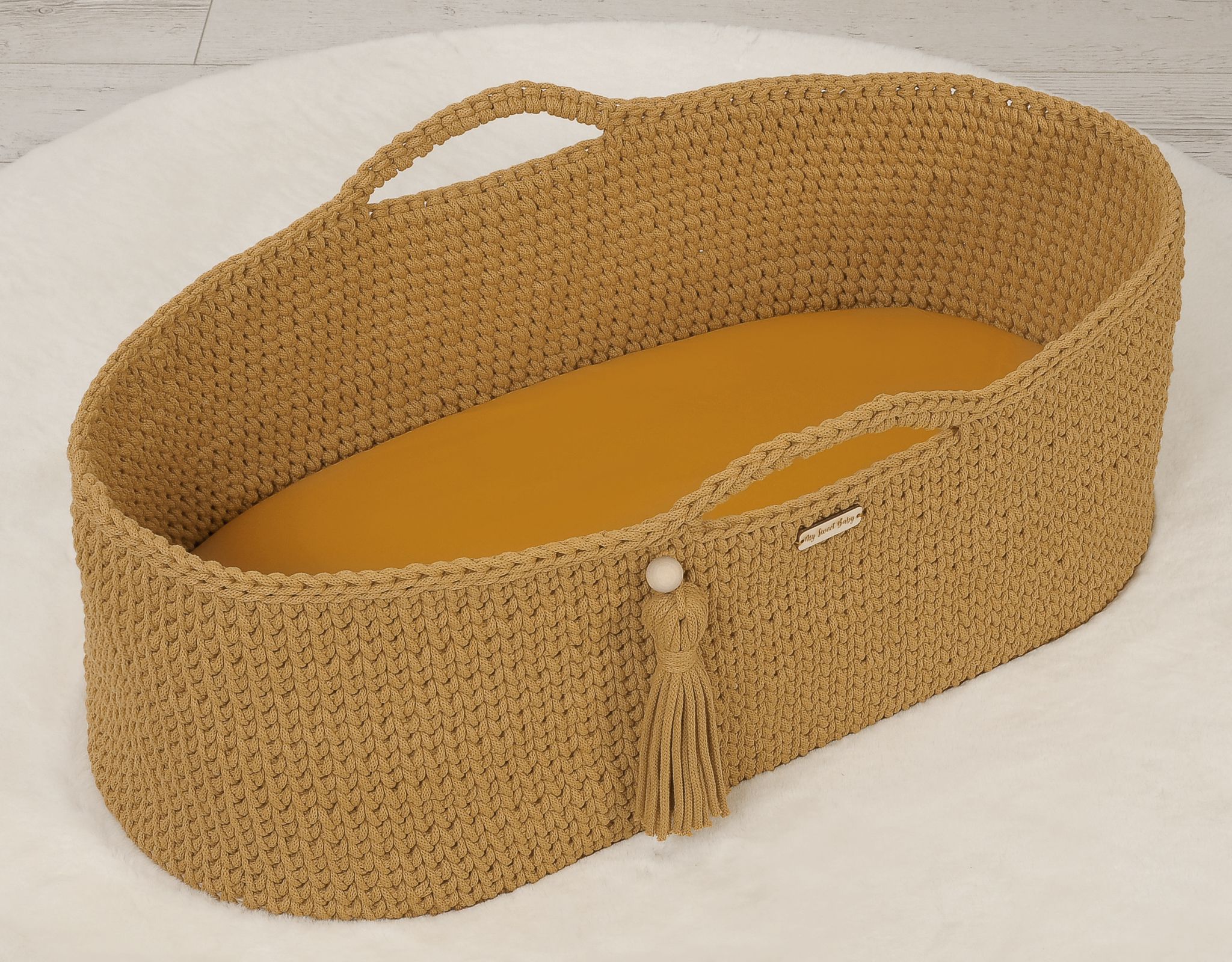 casanino-molton-wieg-honinggeel2